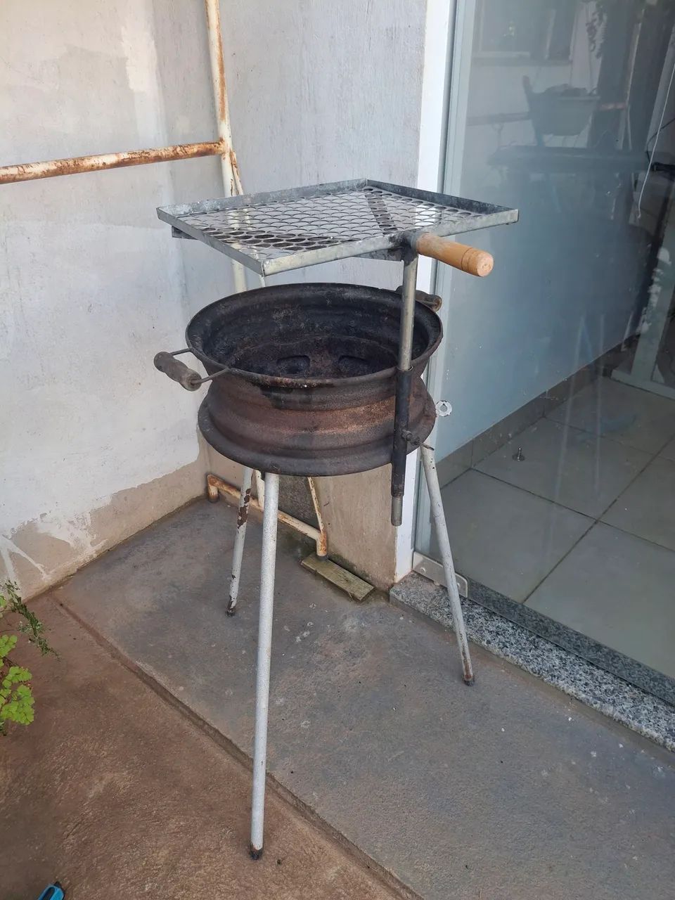 Churrasqueira de Roda - Foto 2
