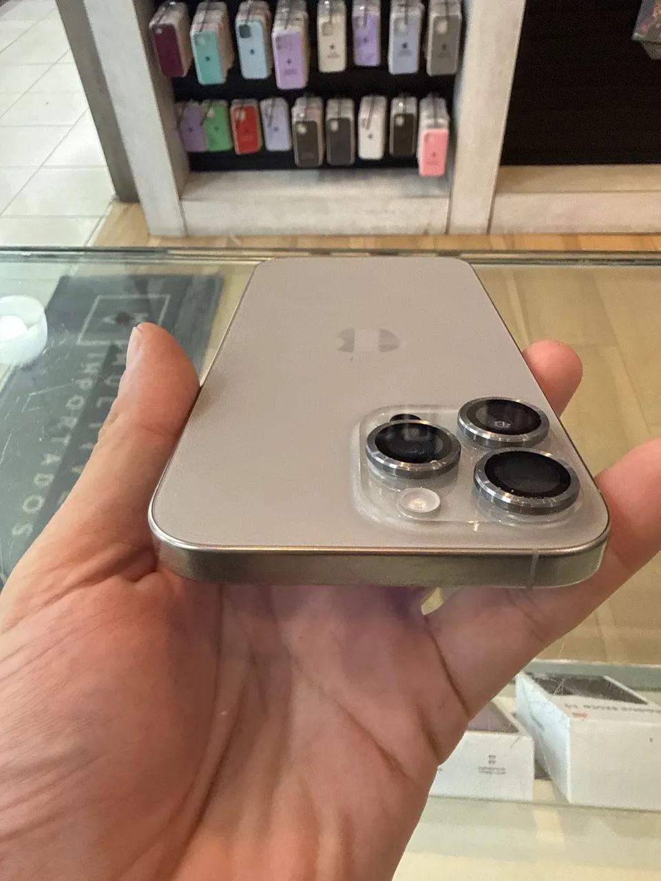 Iphone 16 Pro Max 256 - Bateria 88% - todo original - com garantia  - Foto 5