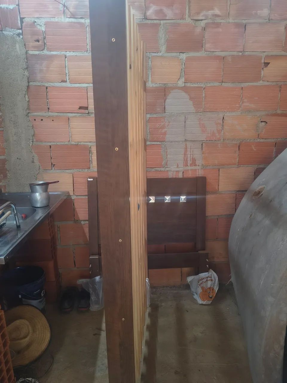 Cama de solteiro + colchão ( perfeito estado, quase sem uso )  - Foto 4