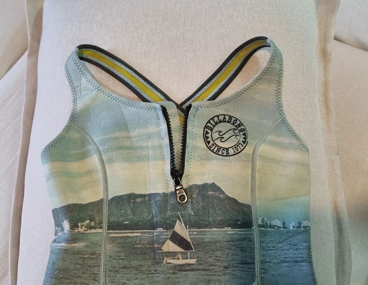 Maiô de Neoprene Billabong Médio  - Foto 2