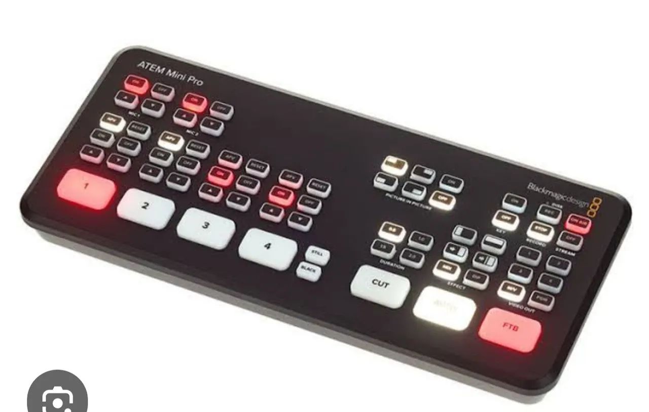 ATEM Mini Pro（ほぼ新品） Atem mini pró - Dispositivos de Streaming - Estância Pinhais