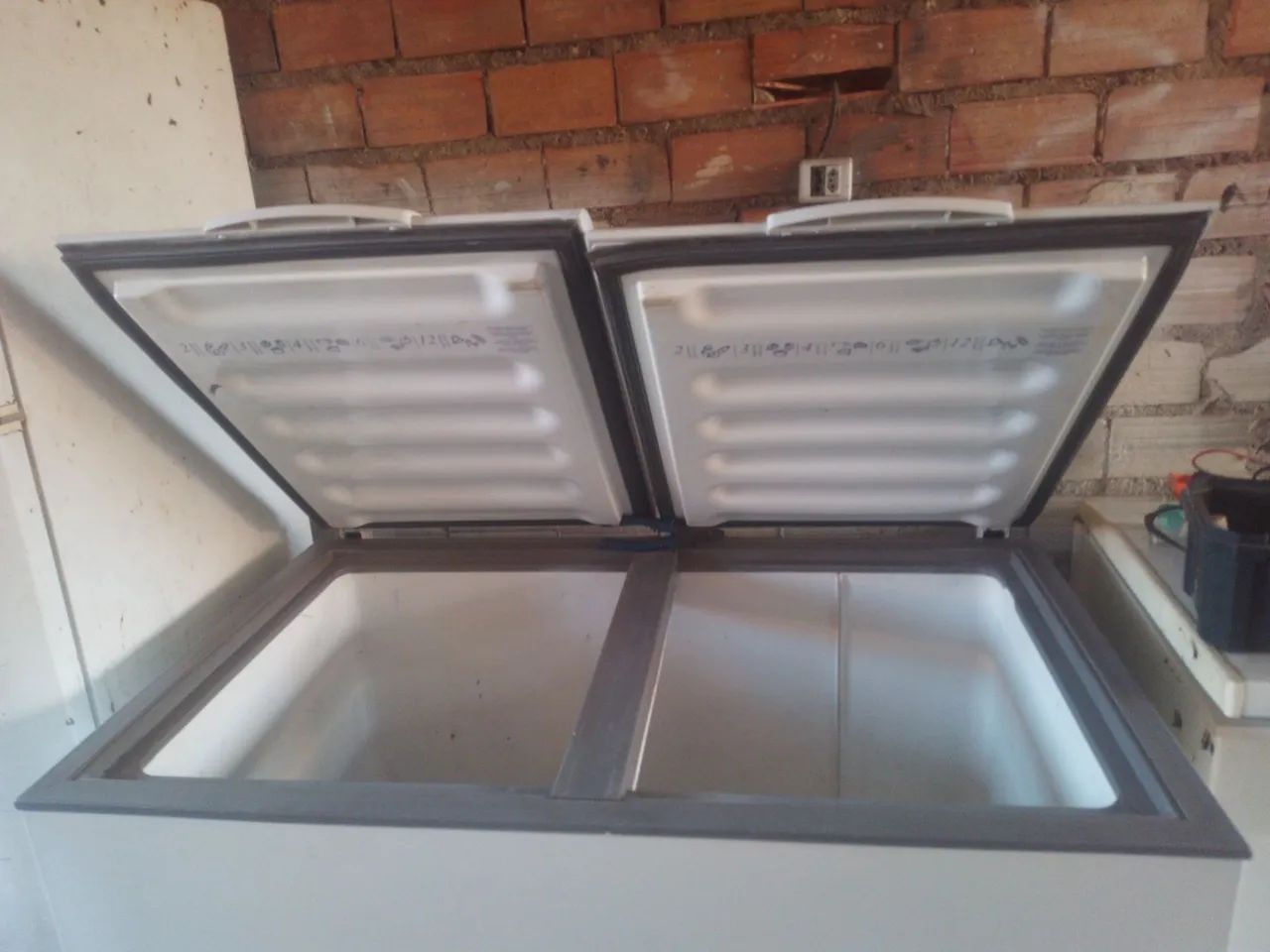 freezer horizontal 2 portas - Foto 2