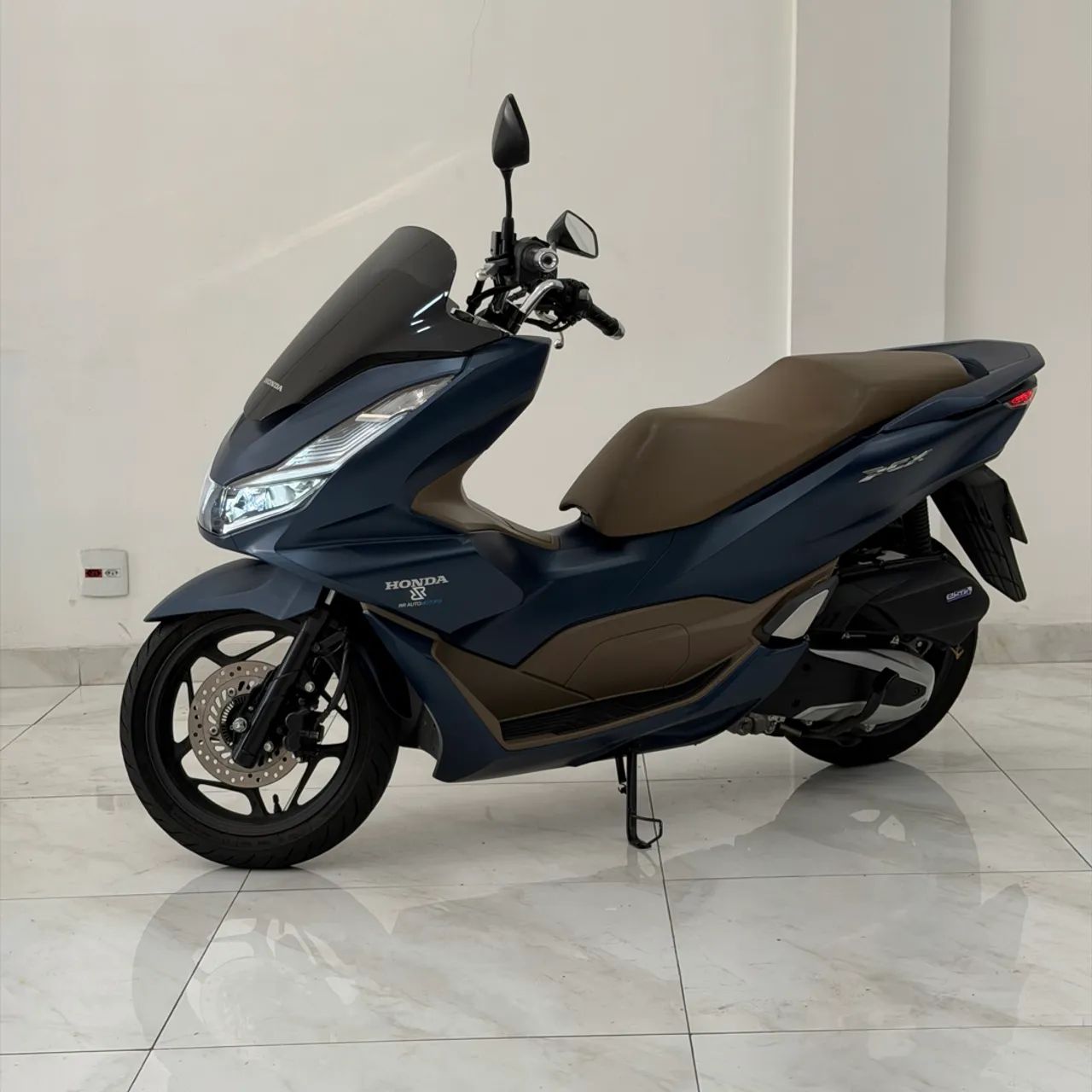 Honda Pcx 160 Dlx Scooter