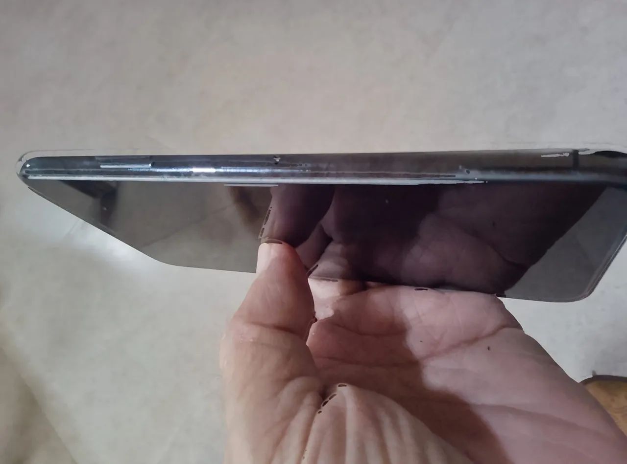 iPhone 11 promax semi novo - Foto 2