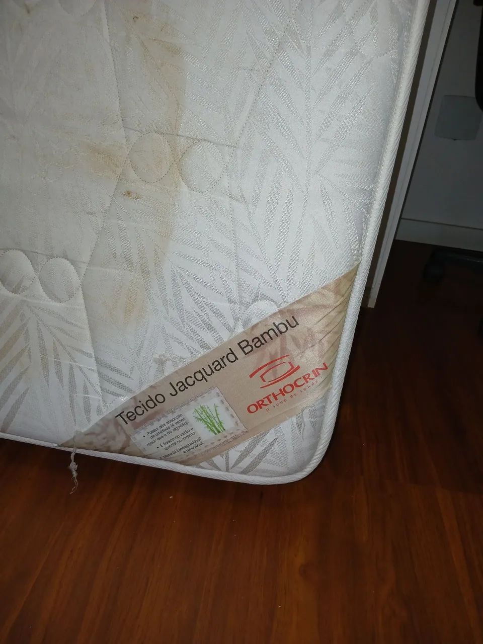 Vendo colchão de solteiro usado - Foto 3