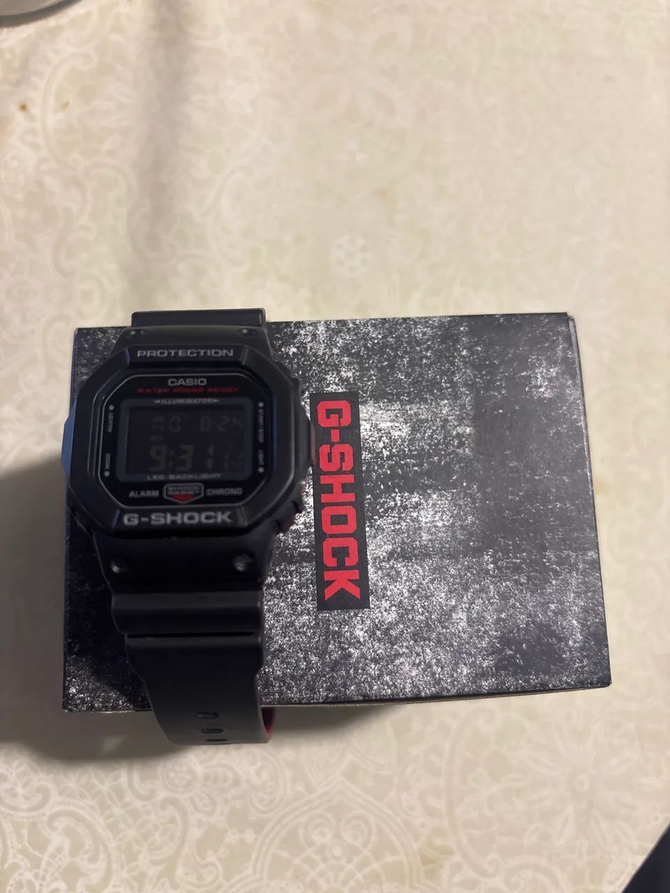 Casio G-SHOCK DW-5600HR-1DR