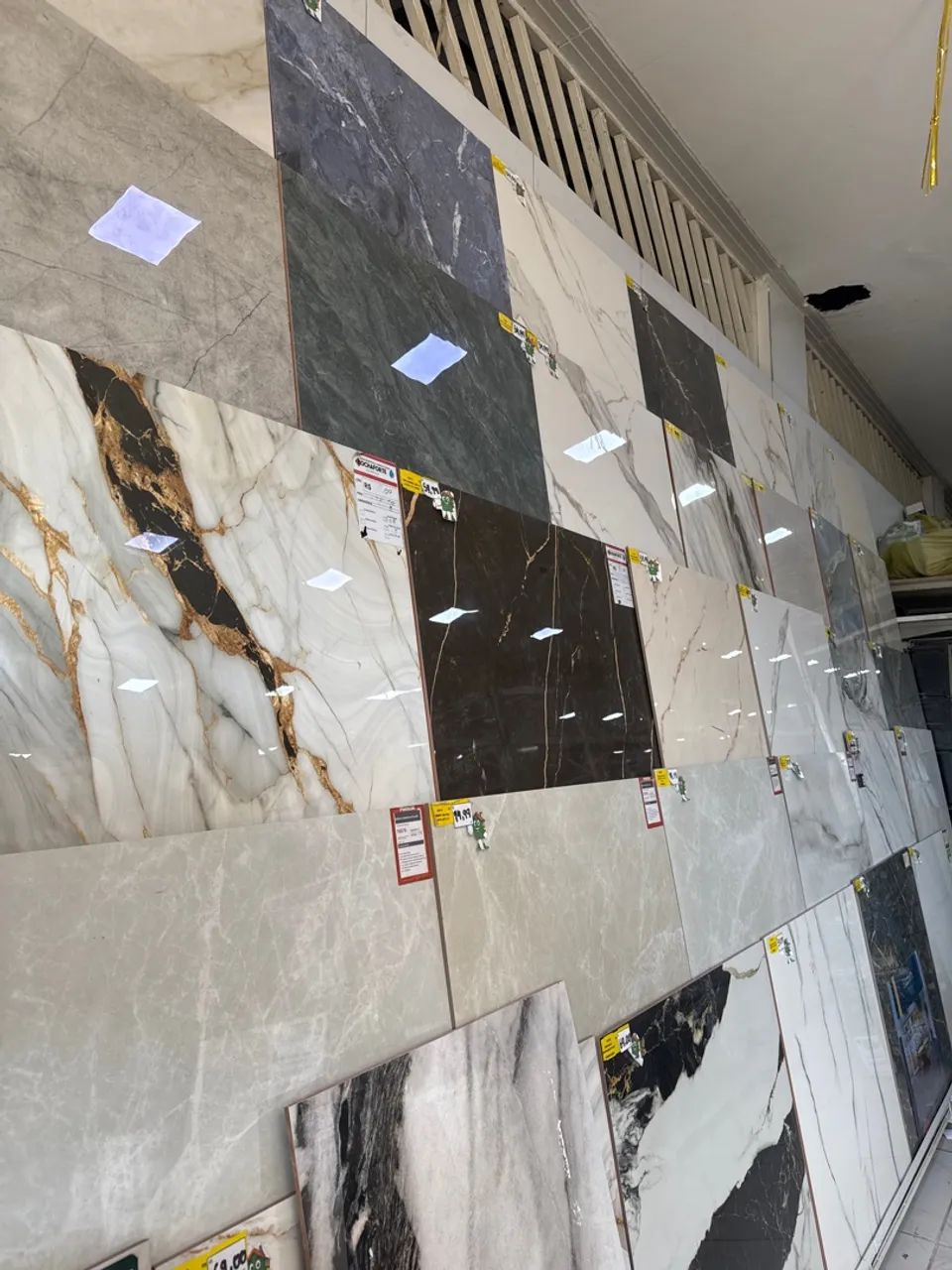 Cerâmicas e porcelanatos tipo A  - Foto 2