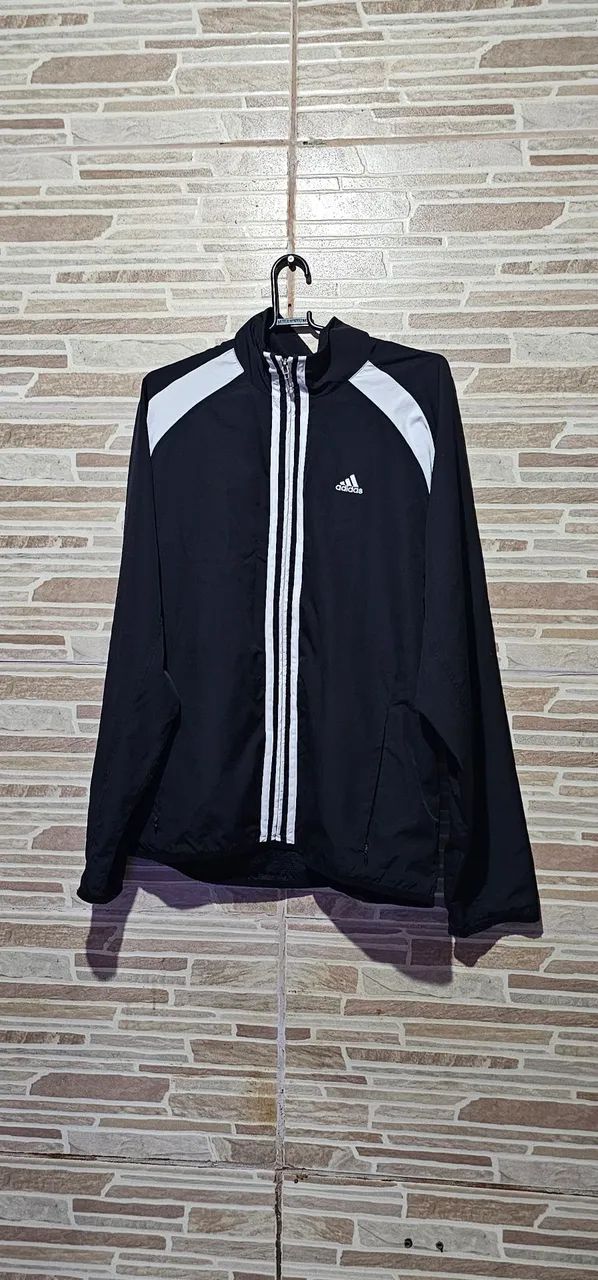 Blusa adidas corta vento 