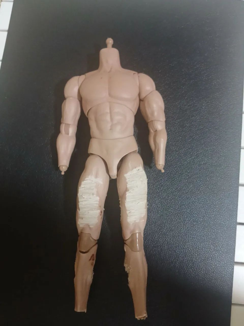 Corpo 1/6 articulado com mãos e óculos para custom 