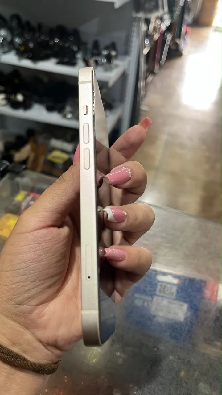 IPHONE 13 - Foto 4