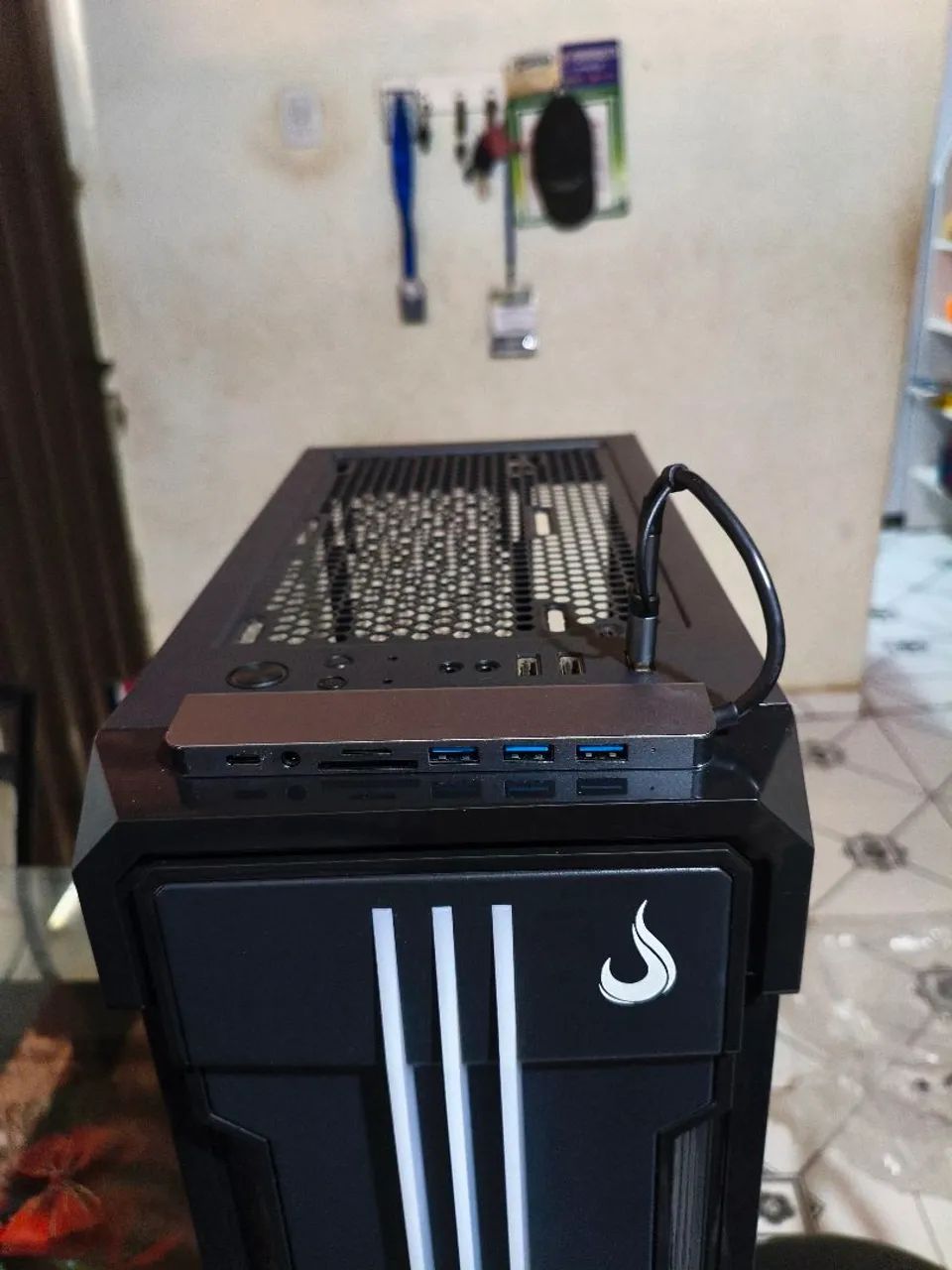 Gabinete rise mode Zeus  - Foto 2