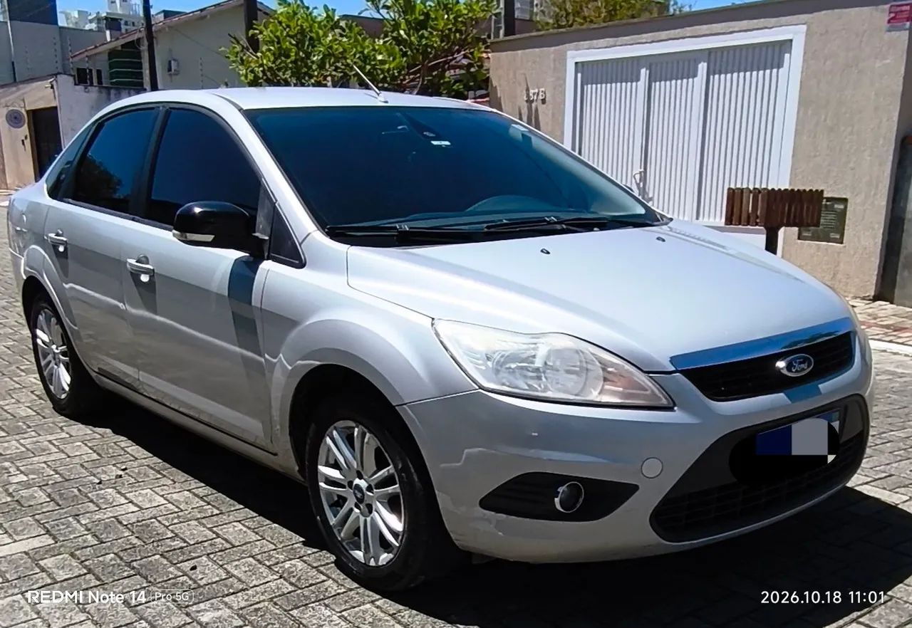 Ford Focus Focus Sedan 2.0 16V/2.0 16V Flex 4p 2012