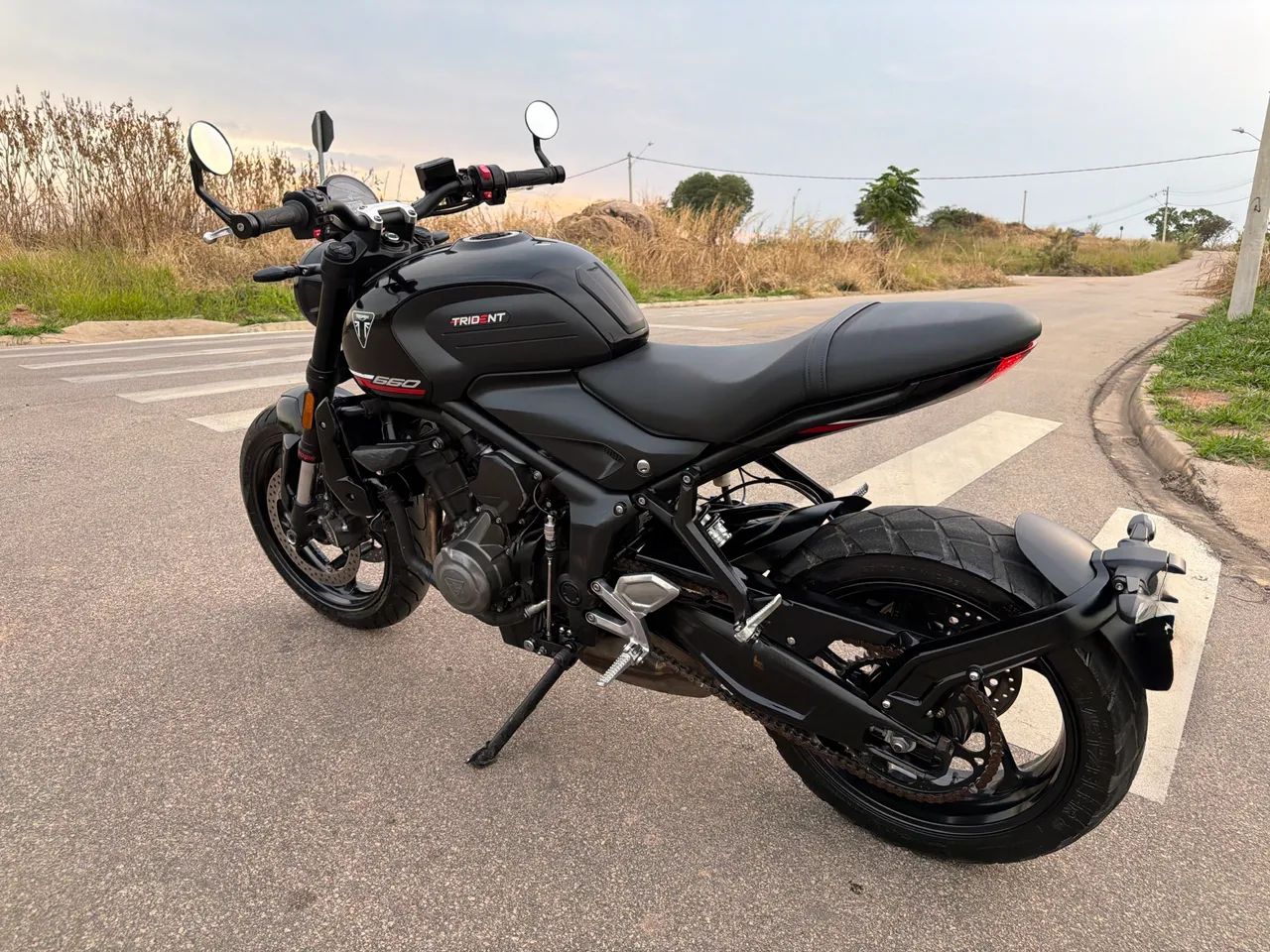 TRIUMPH TRIDENT 660 2025 - Foto 3