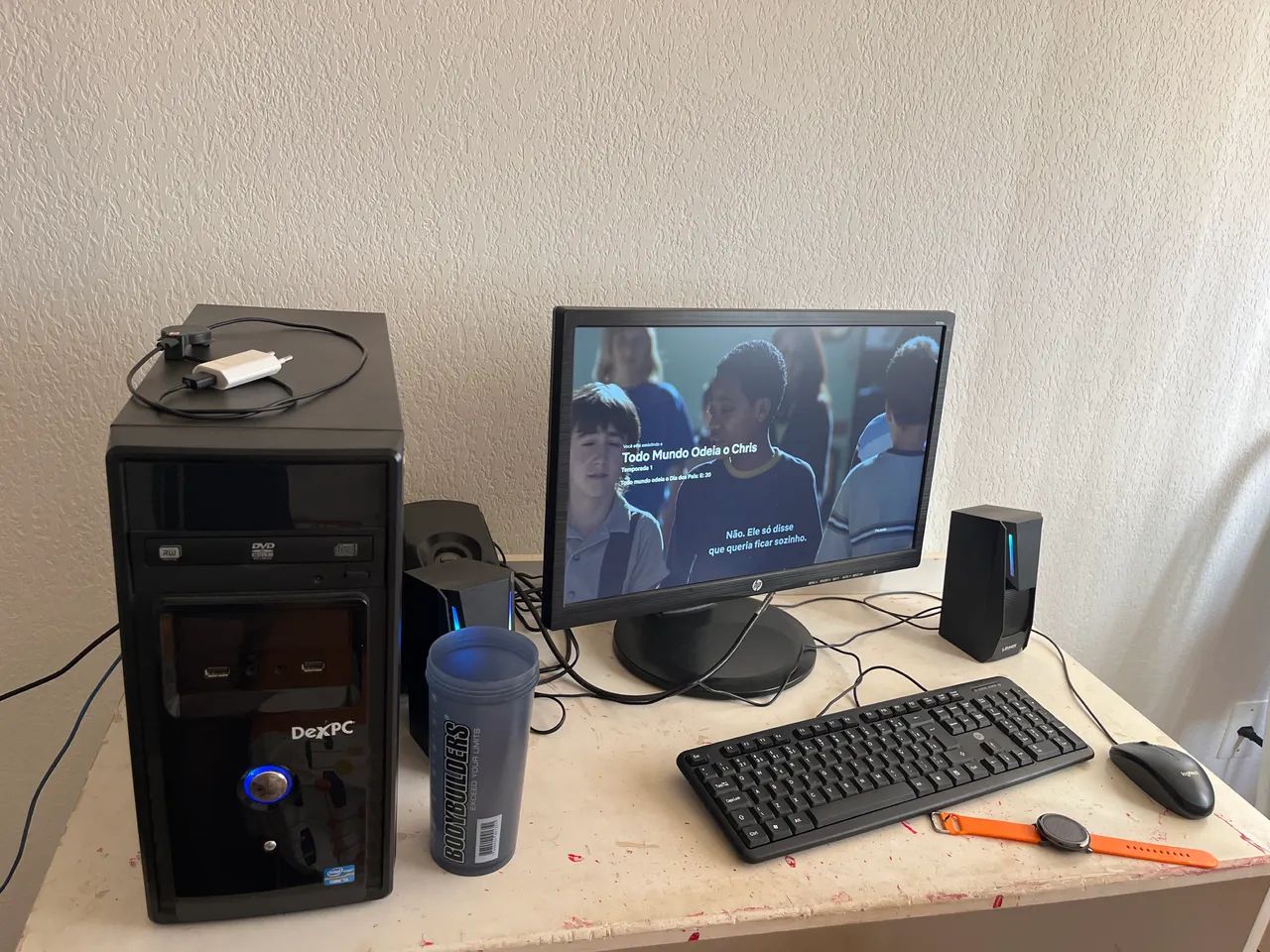 Vende-se computador ou troca-se por notebook 