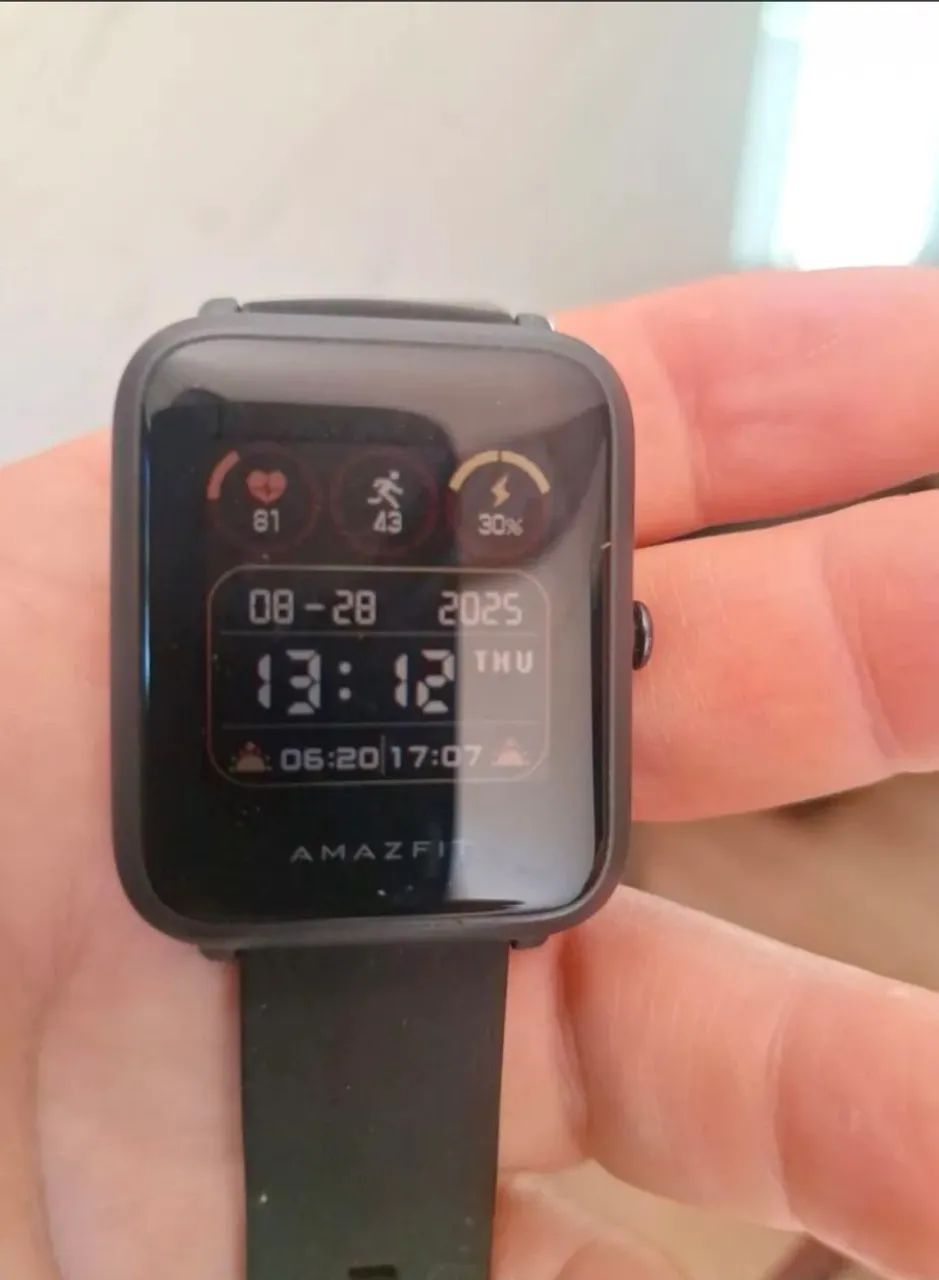 DESAPEGO - kit com 2 smartwatches haylou solar pro e amazfit  - Foto 4