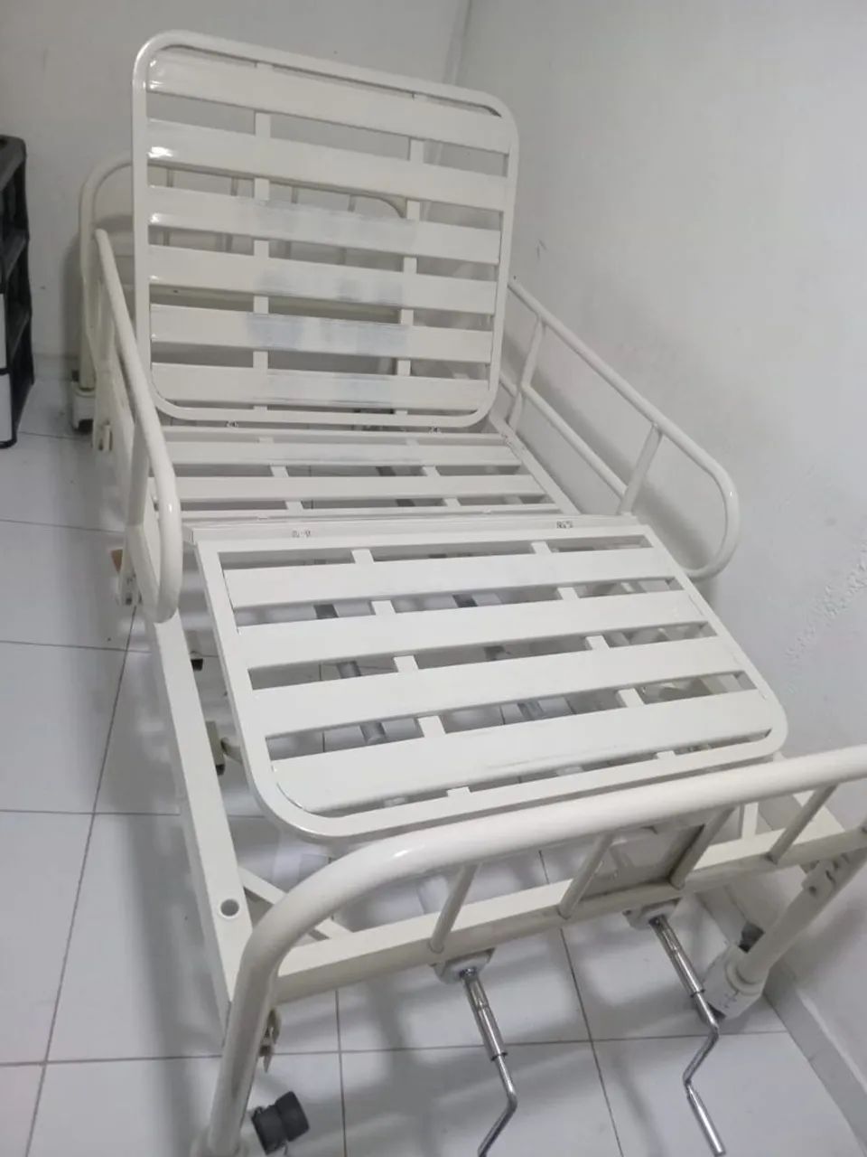 CAMA HOSPITALAR SEMI NOVA  - Foto 2