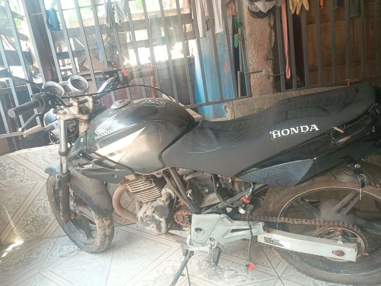 CBX 250 Twister  - Foto 2