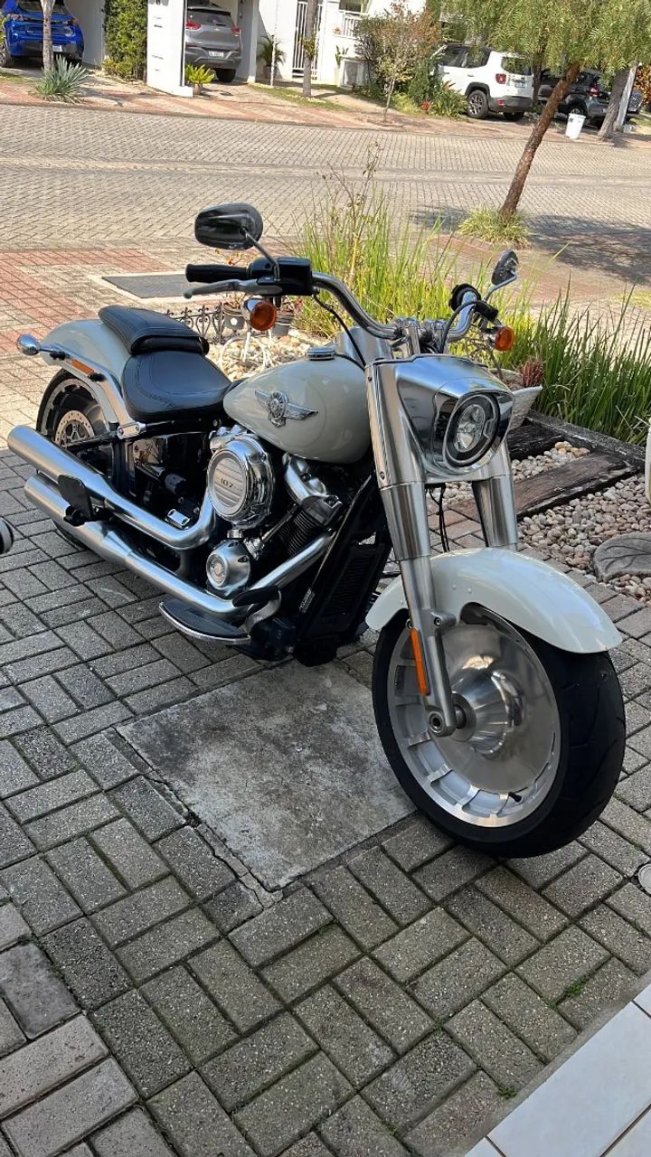 Harley Davidson Fat Boy muito conservada.