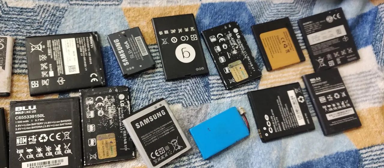 Lote de baterias de celular - Foto 3