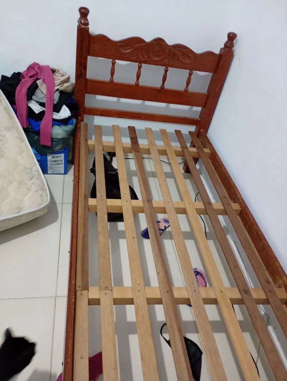 Cama solteiro de madeira qualidade 