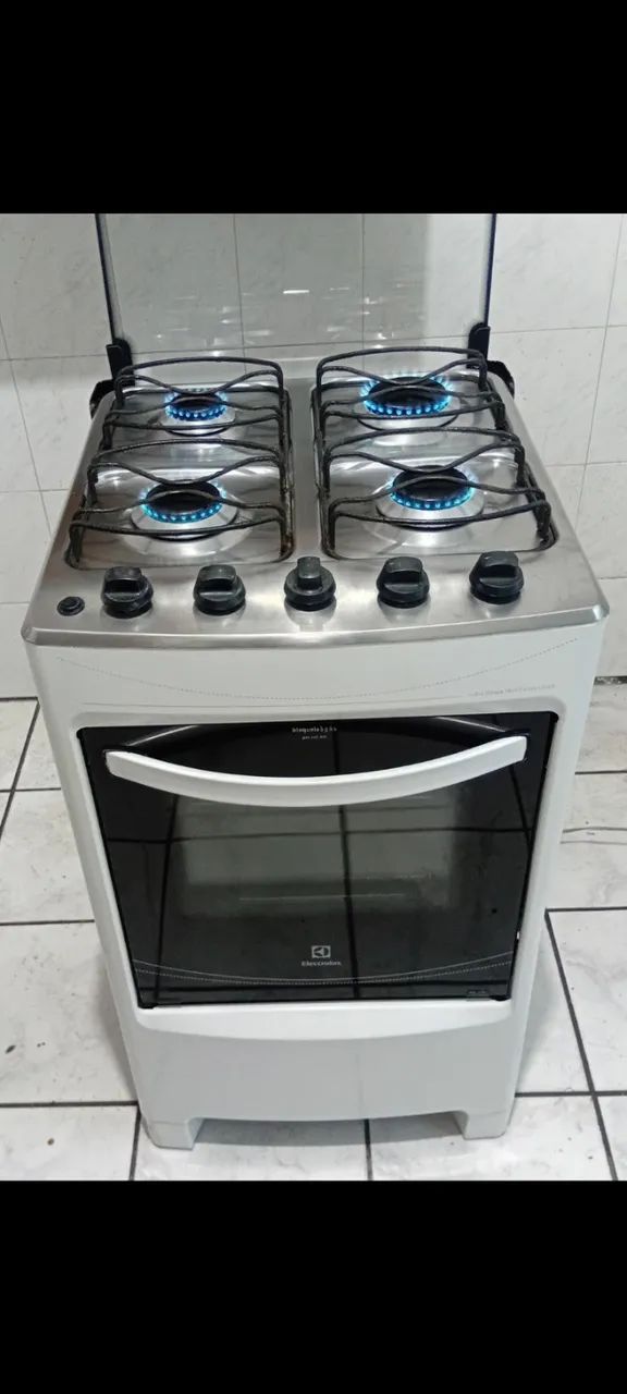 Fogão Eletrolux 4 bocas funcionando tudo 