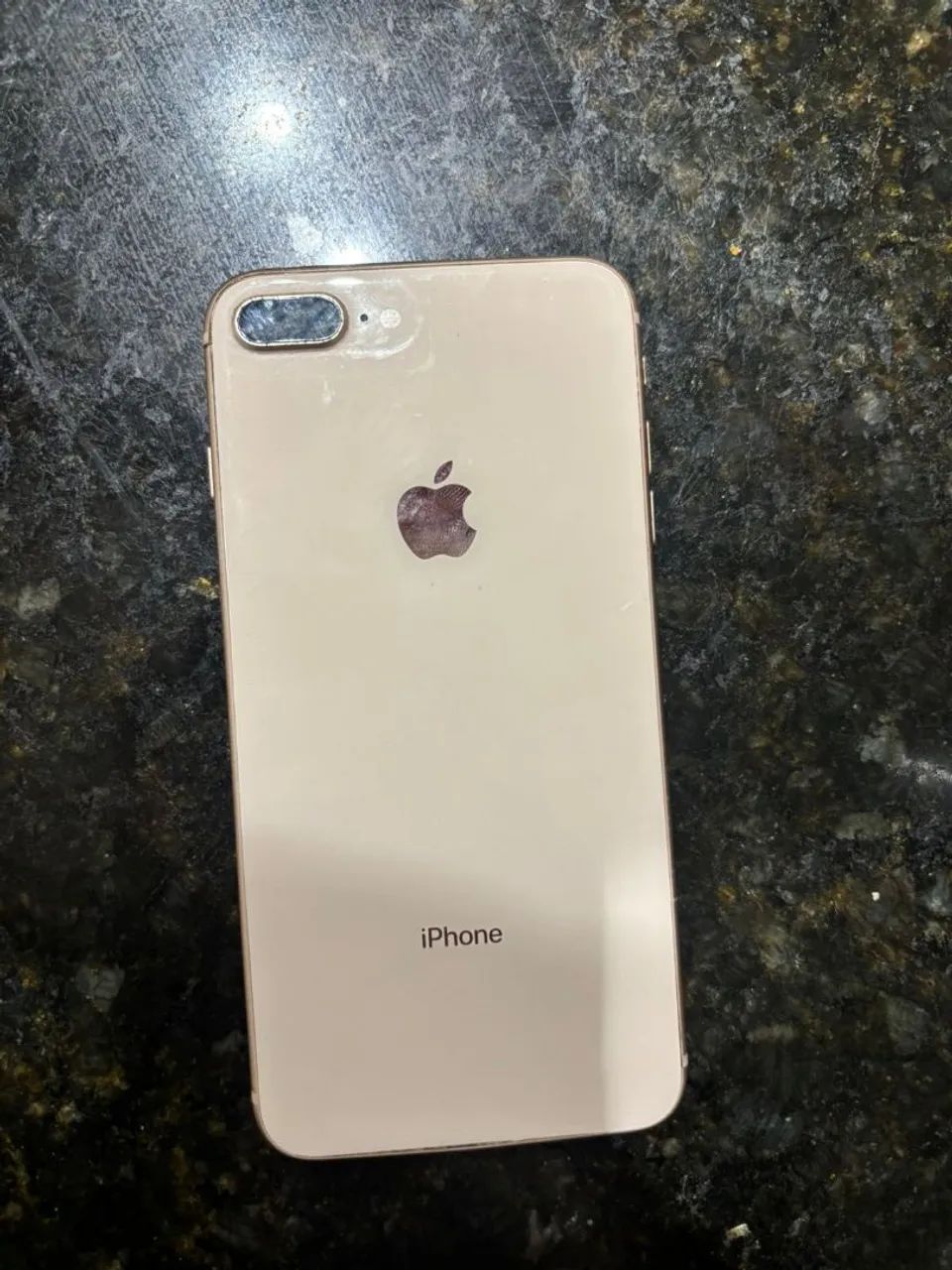 iPhone 8 Plus 64gb Dourado