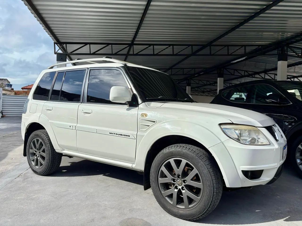 Mitsubishi Pajero Pajero TR4 2.0 Flex 16V 4X2 Aut. 2015