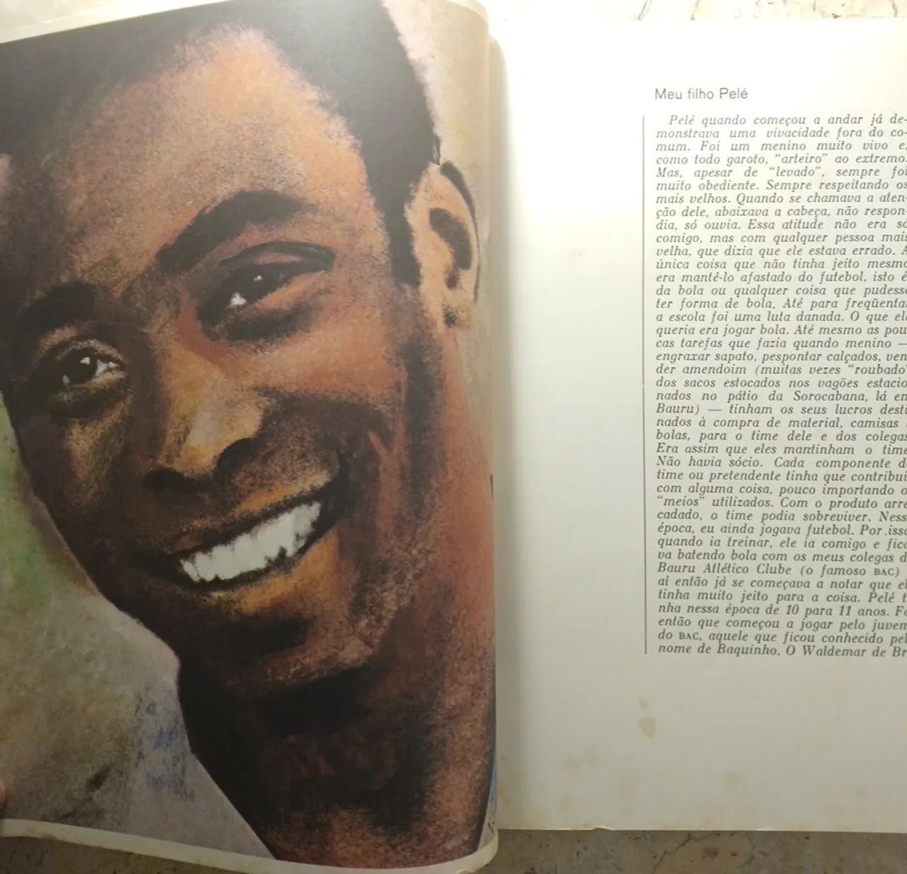Livro Jogando com Pelé - Foto 4