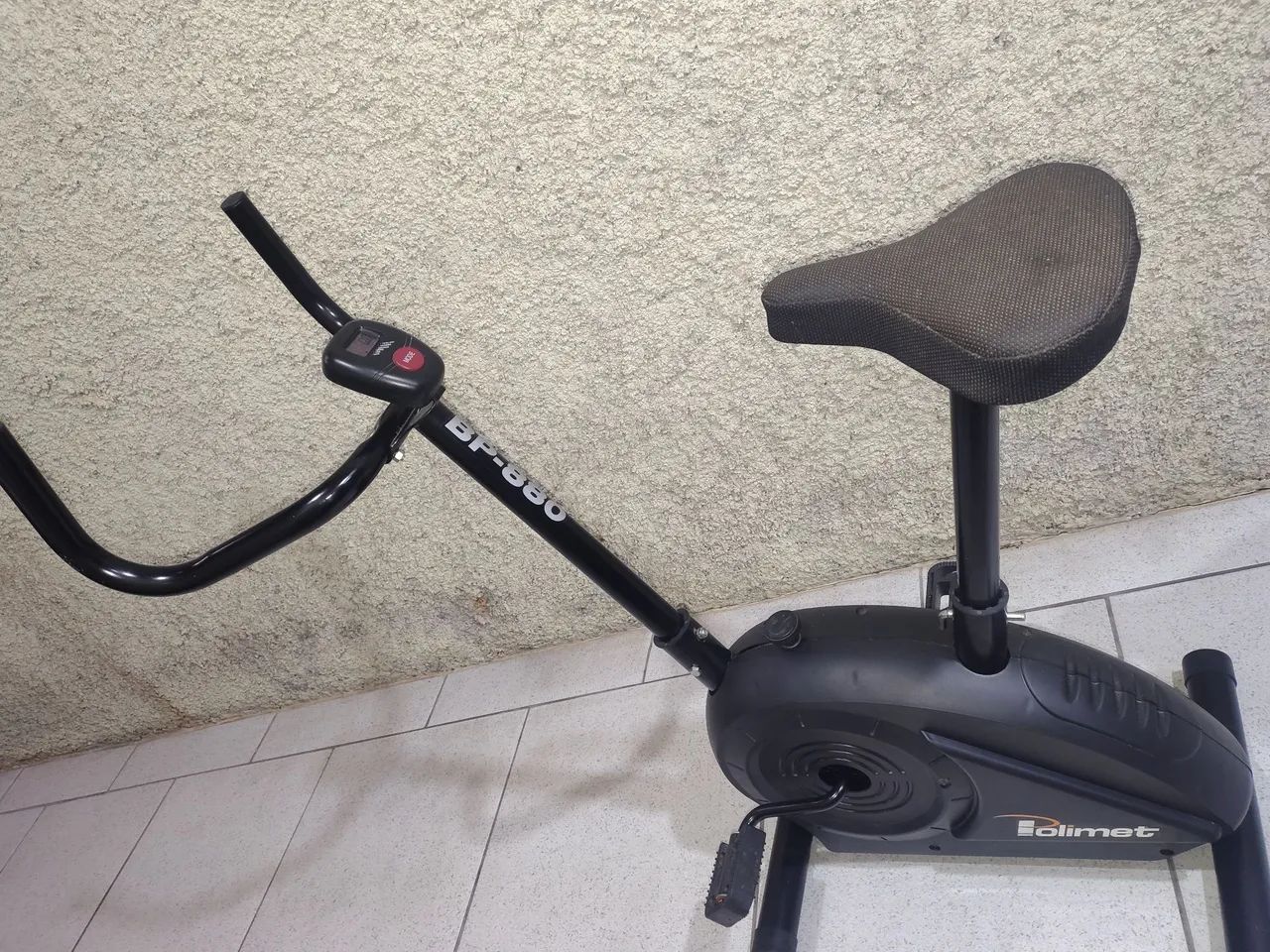 Vendo bicicleta ergométrica  - Foto 2