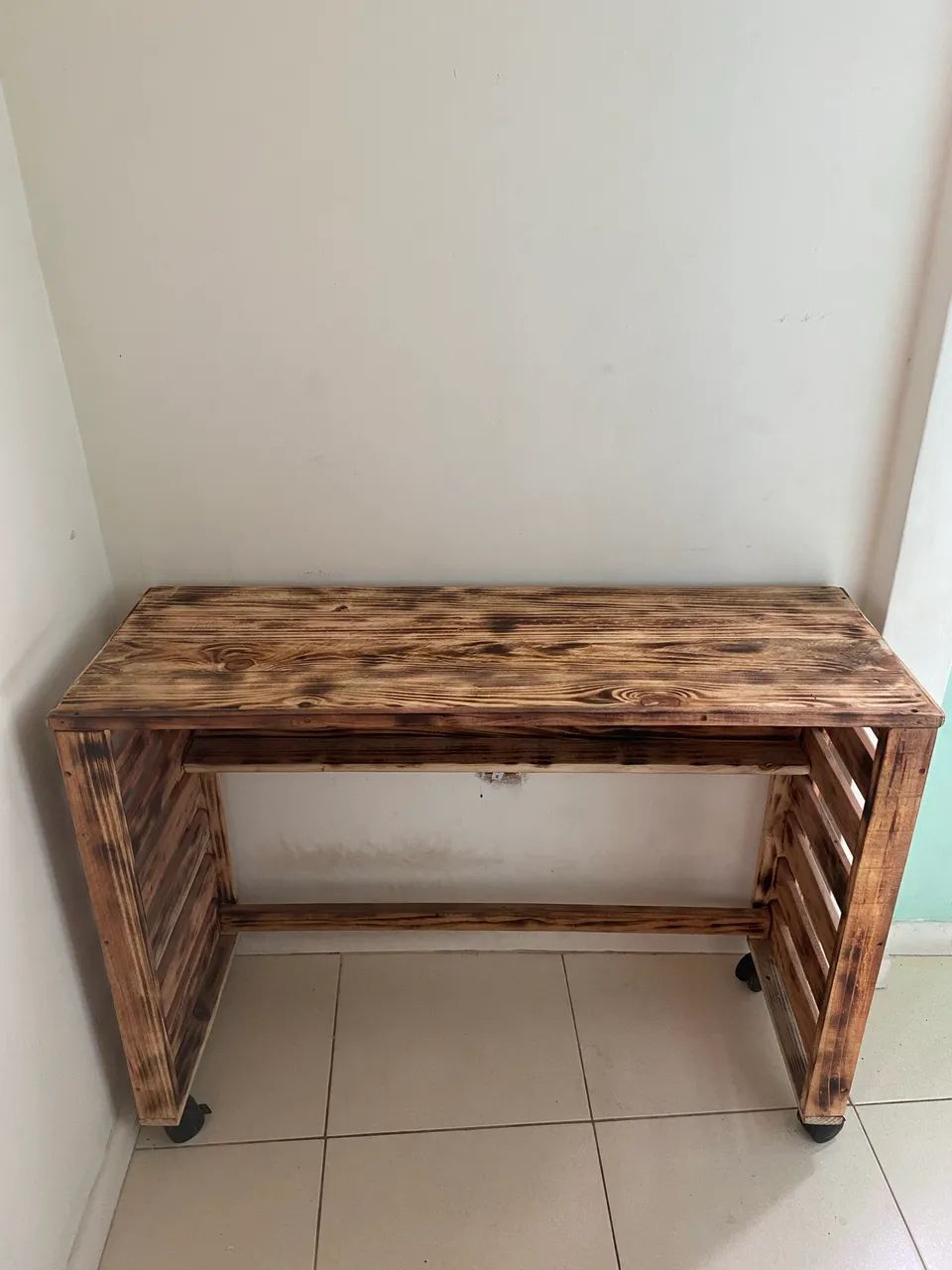 Mesa de madeira rústica 65570169743491121