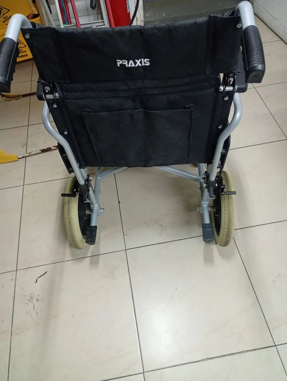 Cadeira de rodas praxis 