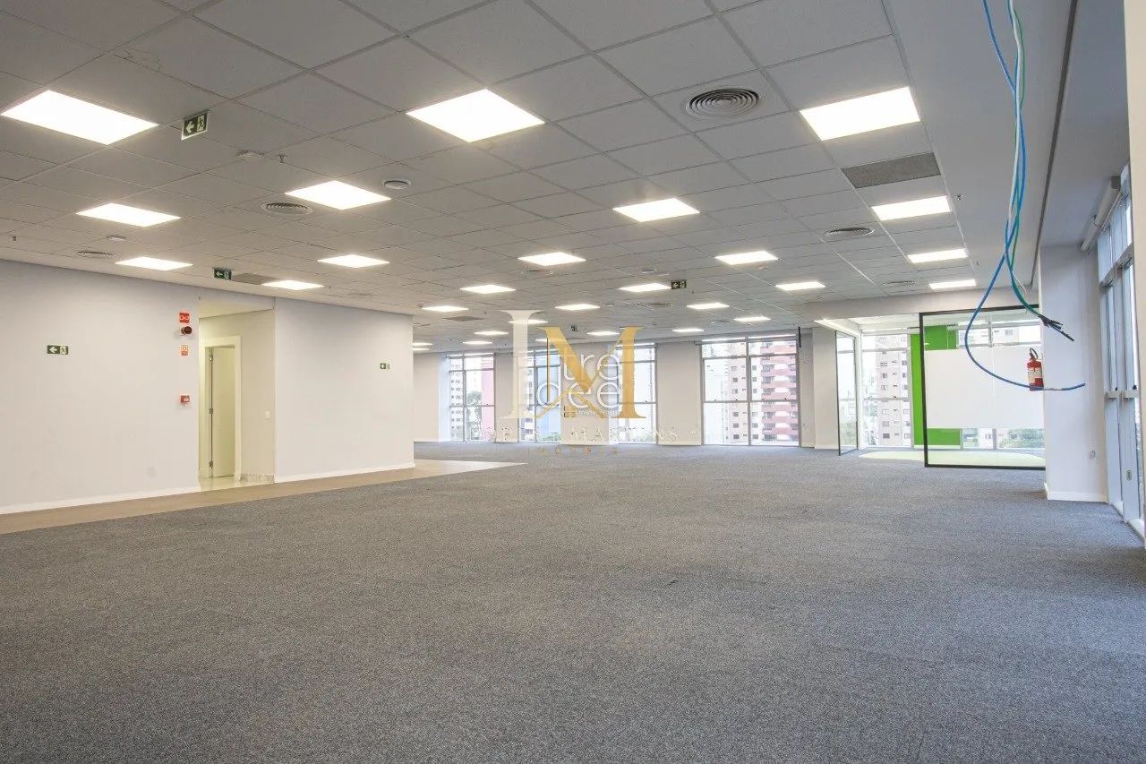 SALA COMERCIAL 562M² ÁGUA VERDE - CURIITBA