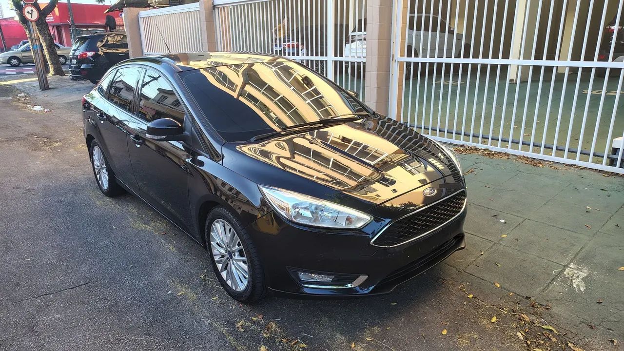 Ford Focus Fastback Se/se Plus 2.0 Flex Aut. 2017 - Foto 2