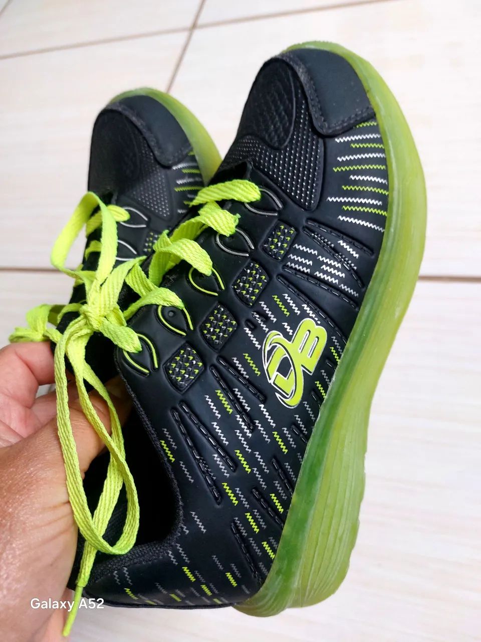 Tenis com rodinhas