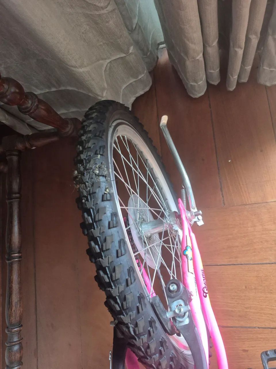 Bicicleta rosa  - Foto 4