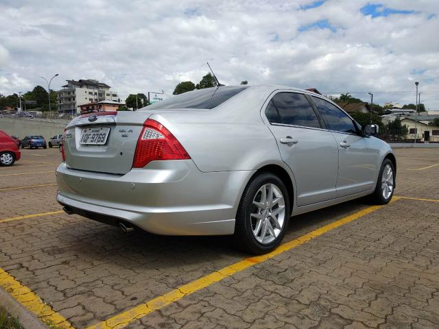 Fusion V6 39.000 km NOVO RARIDADE