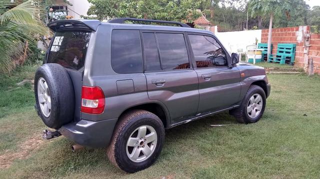Pajero TR4 4x4, Automática, 2006/2006, sensor de ré. Aceito troca em veículo mais barato. - Foto 2