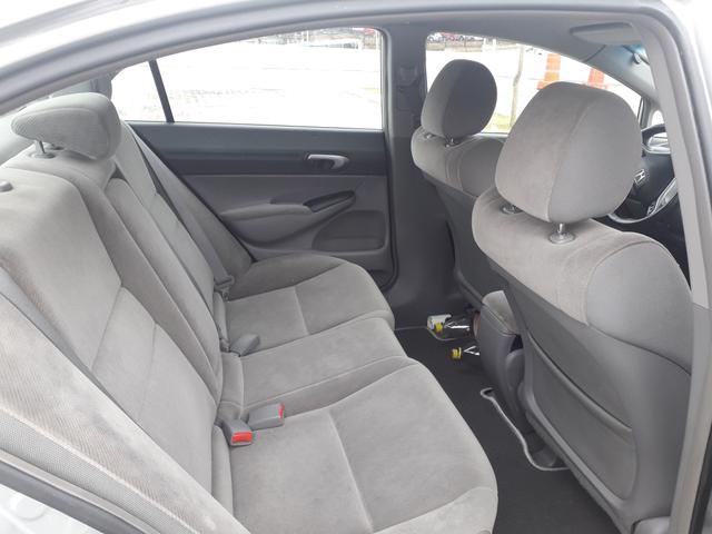Vendo Honda Civic 2011 LXL 1.8 16v novissimo - Foto 6
