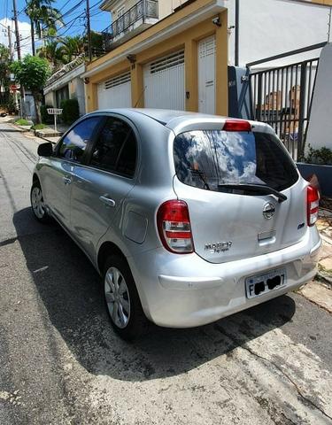 Nissan March 1.6 - Foto 2