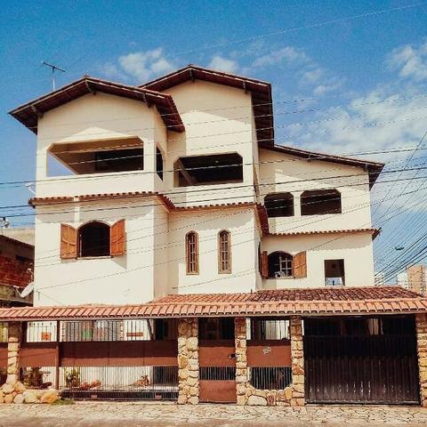 Alugo quarto!
