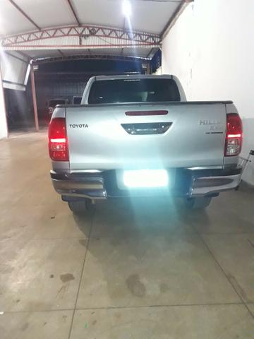 Vendo uma Hilux Srx 2019 - Foto 9