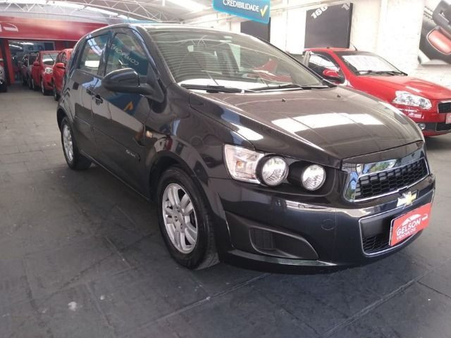 Chevrolet Sonic LT 1.6 / 2014 - Foto 2