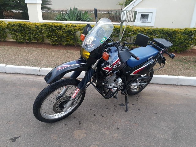 OPORTUNIDADE XT 600 ANO 1997 YAMAHA COM 37.000 KM ORIGINAIS