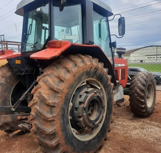 Trator Massey Ferguson 292 4x4 2005 Com Ar Condicionado