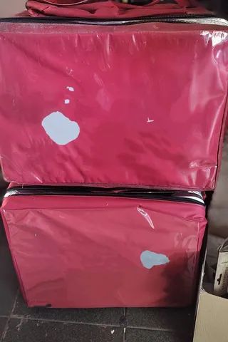 BAGS DE ENTREGAS VERMELHOS