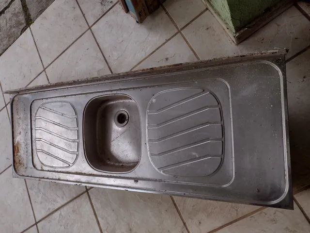 Pia metal 1,50x 0,70 usada, bom estado 