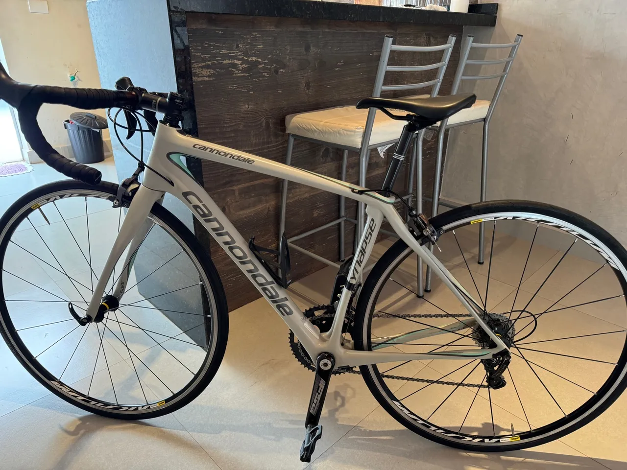 Bicicleta Cannondale Synapse - Carbono - Tamanho 51