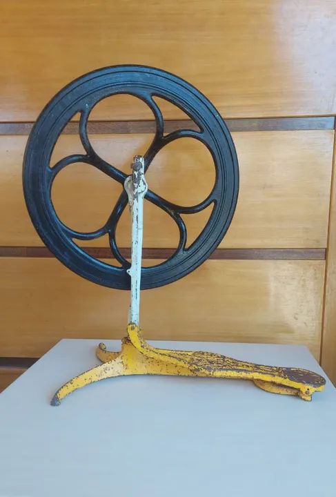 Pedal para dentista antigo 