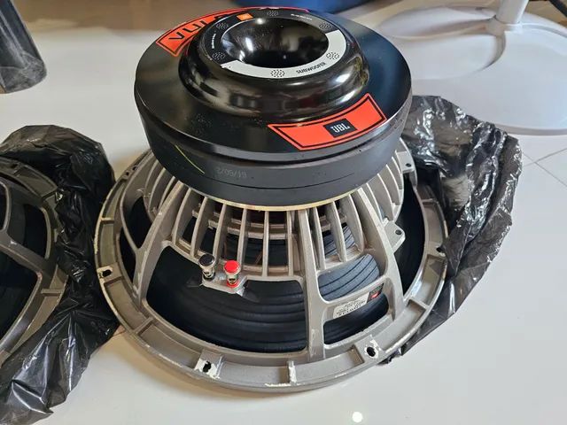 Subwoofer JBL Vulcano 3.8 15 polegadas - Foto 3