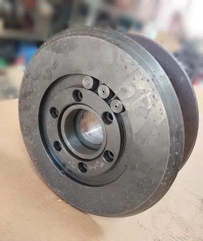 Flange para rebolo com diâmetro interno de 204 mm (8 polegadas)